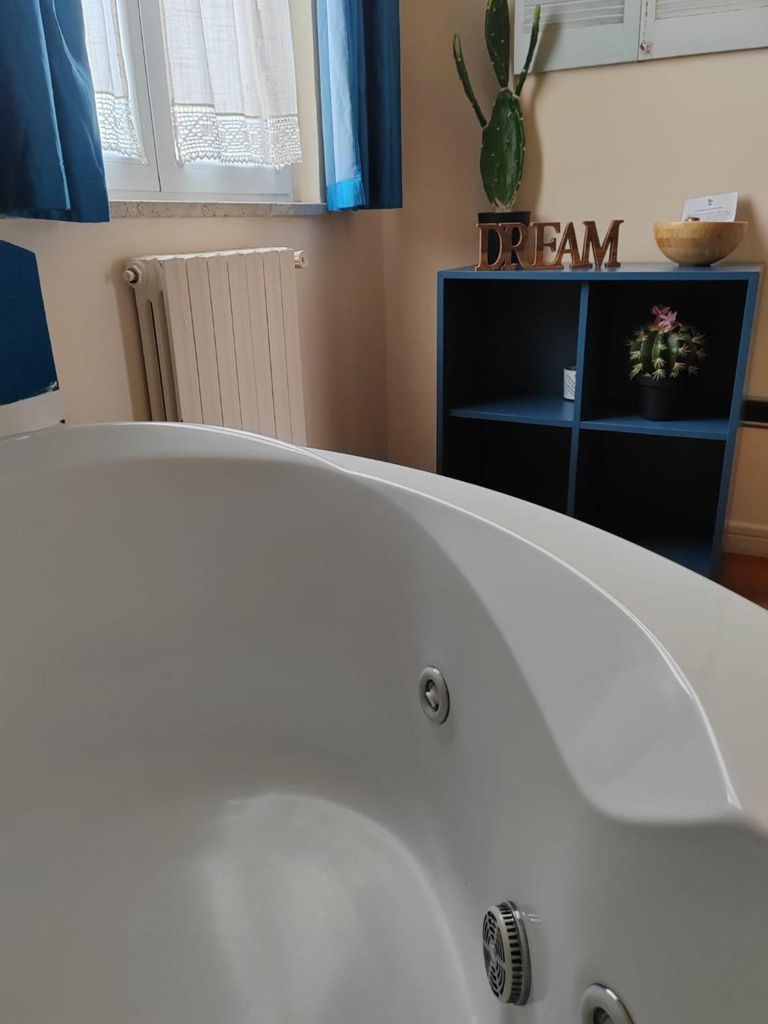 Double Room Spa Bath