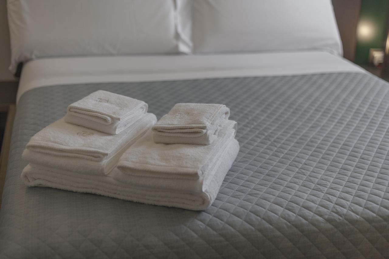 Deluxe Double Room Extra Bed