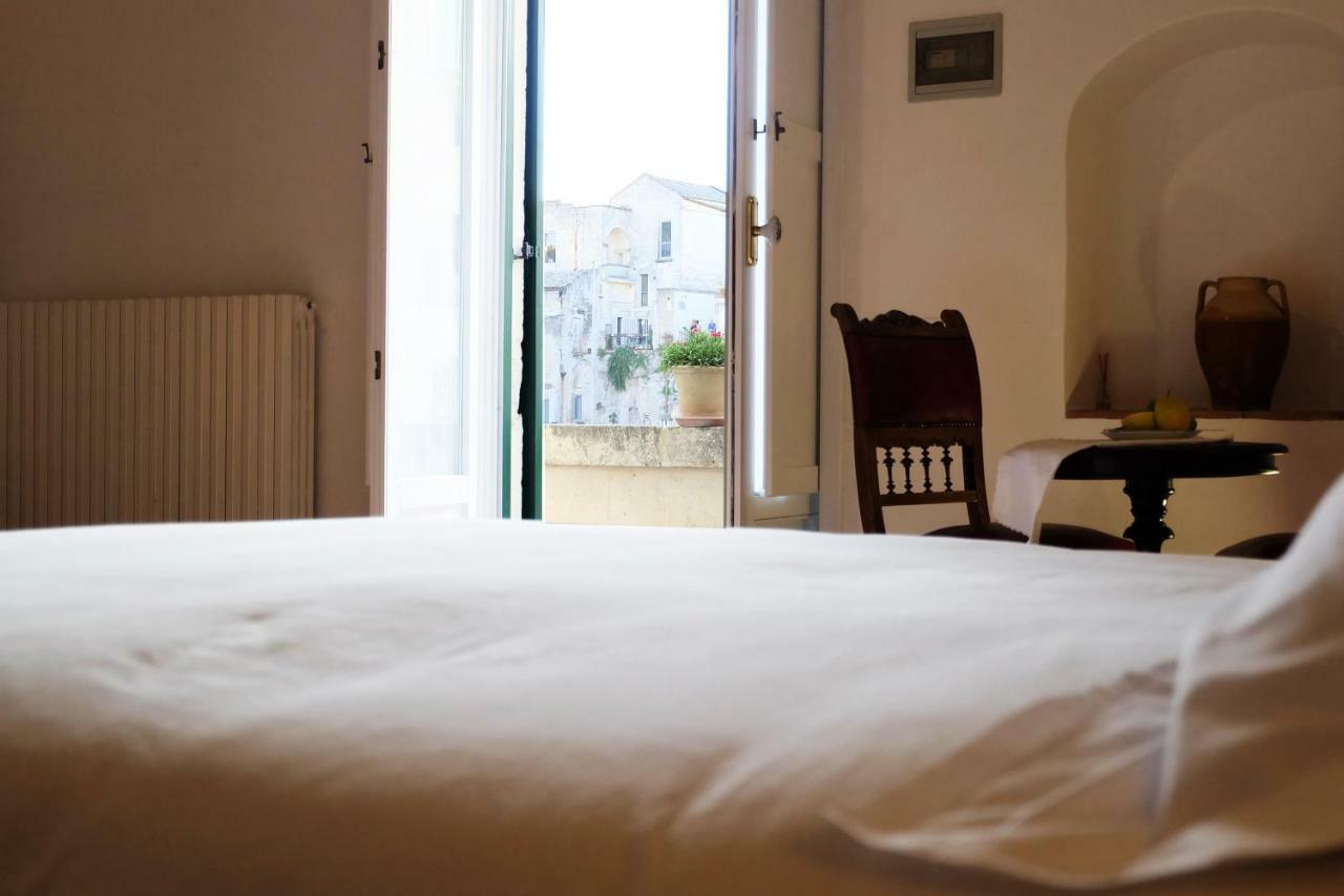 Large Double Room,864239768:JPEG