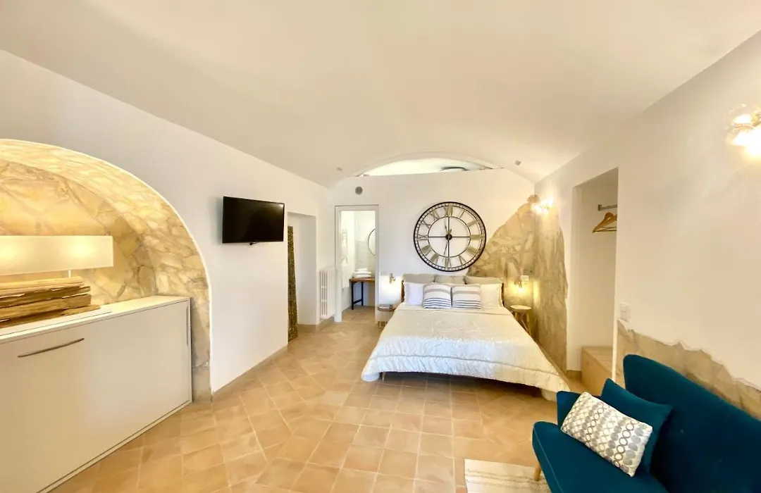 Il Sorriso Dei Sassi Rooms-1