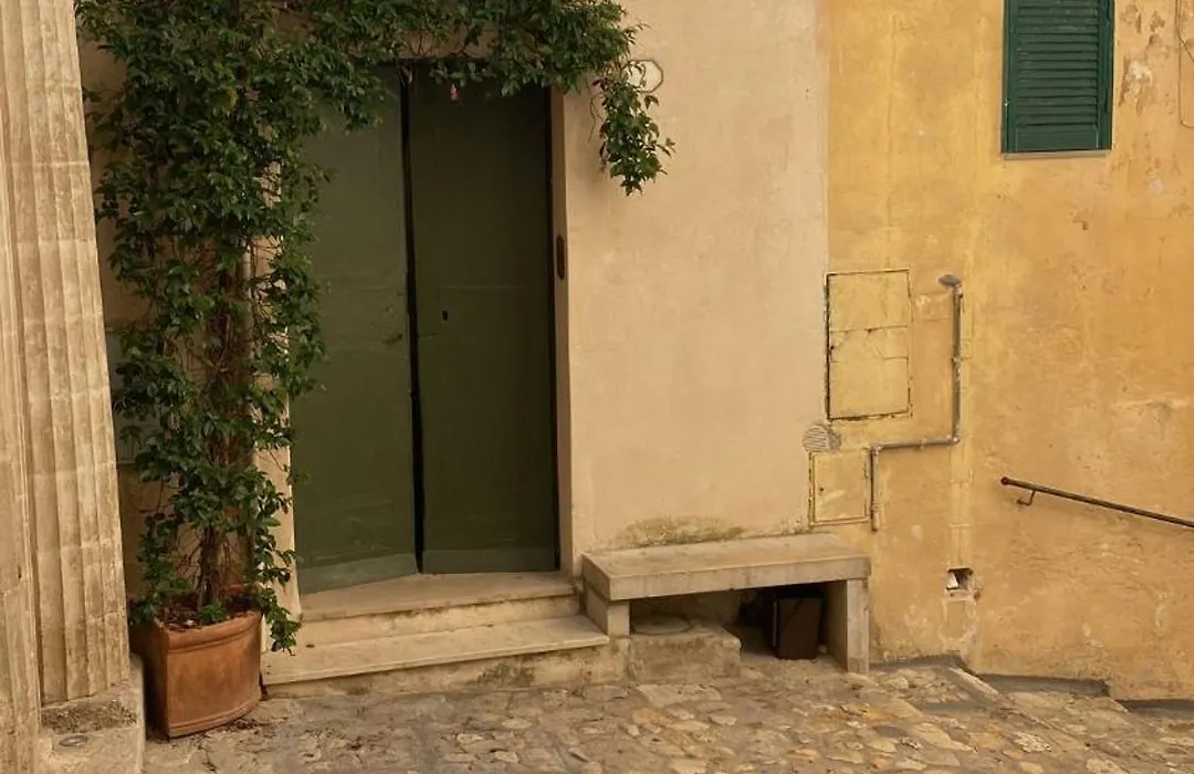 Angolo del poeta suite-1