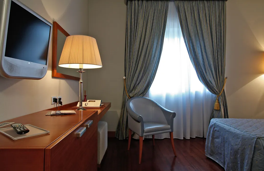 Hotel Del Campo-1