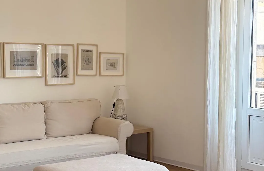 Sunny Central Bright Apt, Historical Living Matera-1