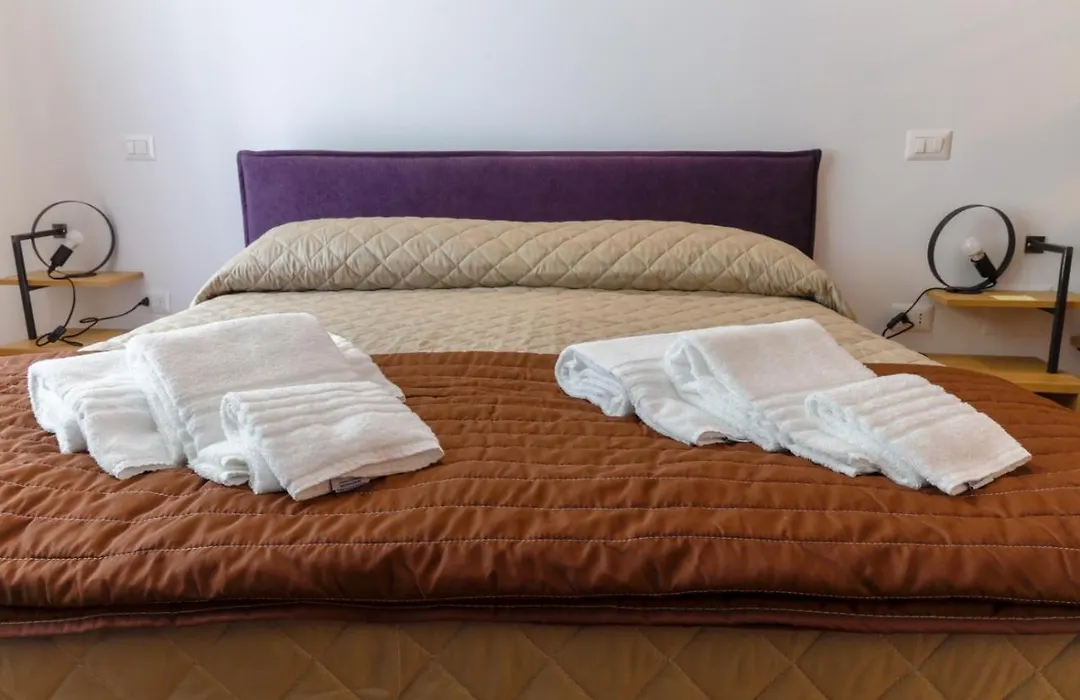 Bed&Book-1