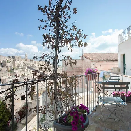 Lo Scorcio, casa vacanza nel cuore dei Sassi con vista incantevole con Self check-in-2