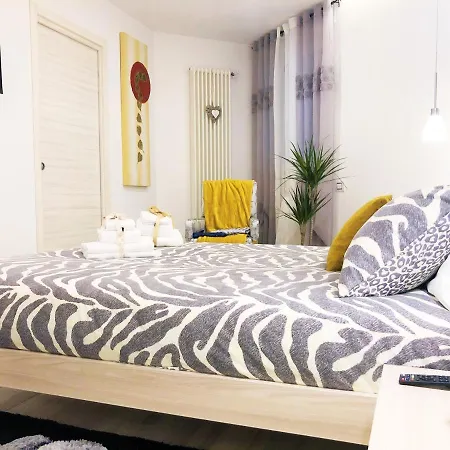 •°La Dimora Di Klimt°• Luxury Apartment In Centro-2