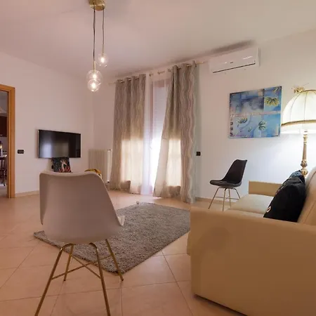 La Scelta Giusta, casa vacanze in centro con garage privato e ascensore-2