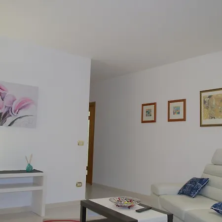 Casa Vacanze La Rocca-3